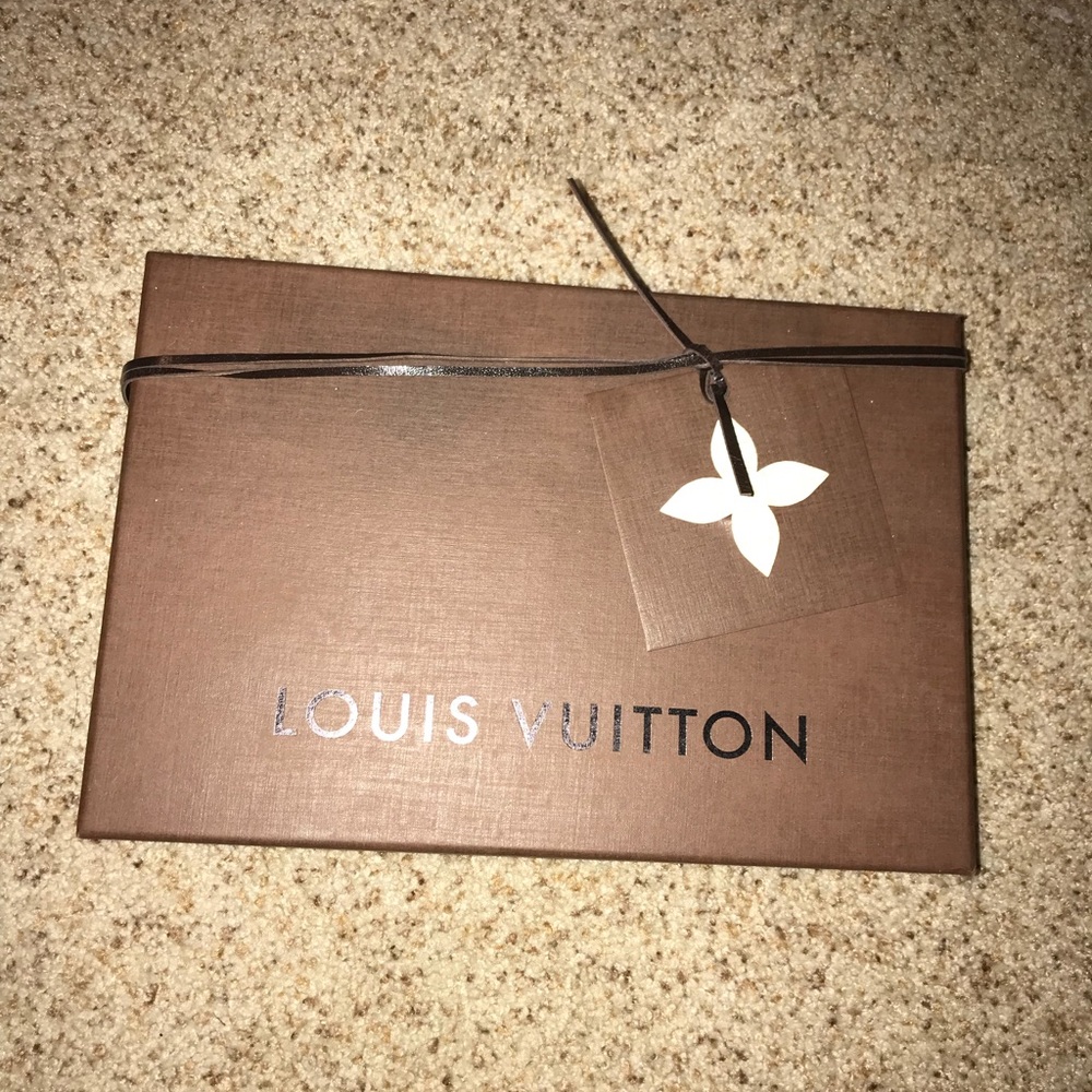 louis vuitton gift box